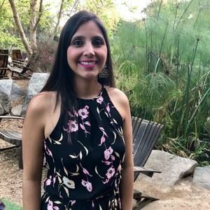 Meet your Posher, Carolina